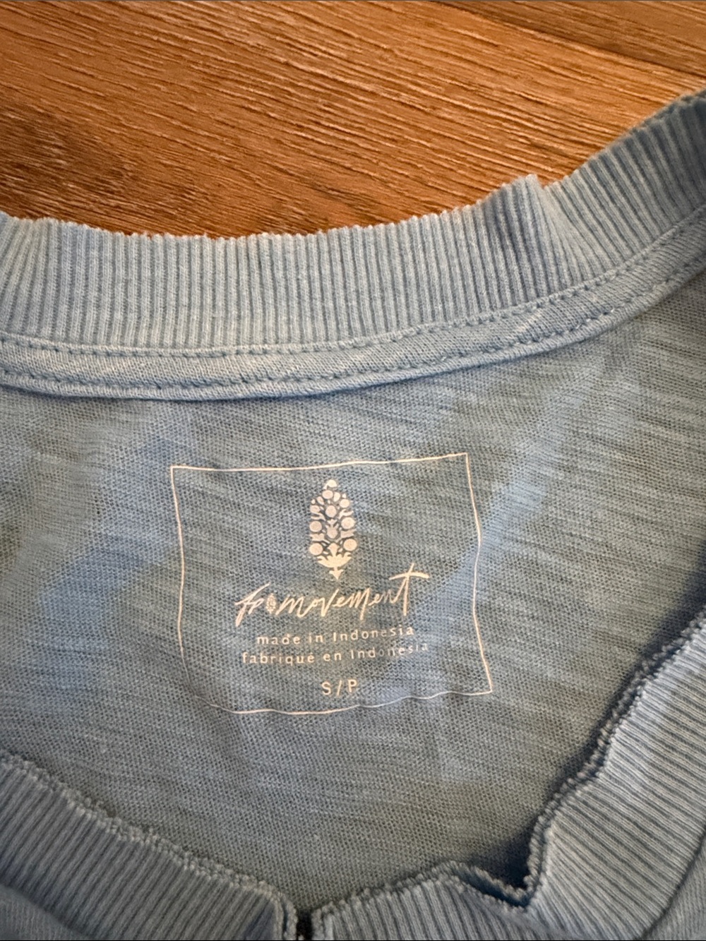 Women’s Light Blue Cropped Muscle Tank Top - Picture 2 of 3